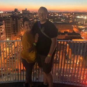 Meet your Posher, Leighah